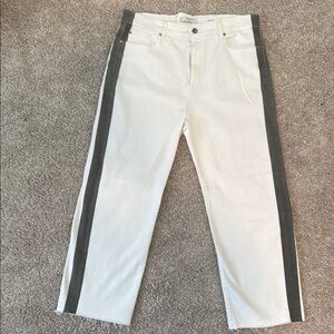 Woman’s White and Grey Jeans